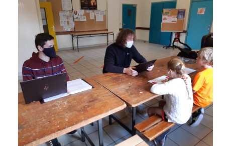 2 stagiaires pour la communication